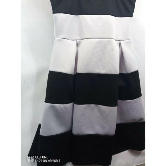 Rue 21 Sleeveless Striped knee length Dress NWOT Midi Ruffled - Picture 5 of 7